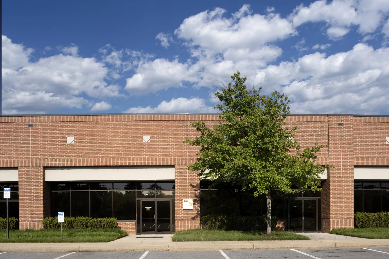 Shopping Center Roofing in Allen, TX Shopping Center Roofing in Allen, TX